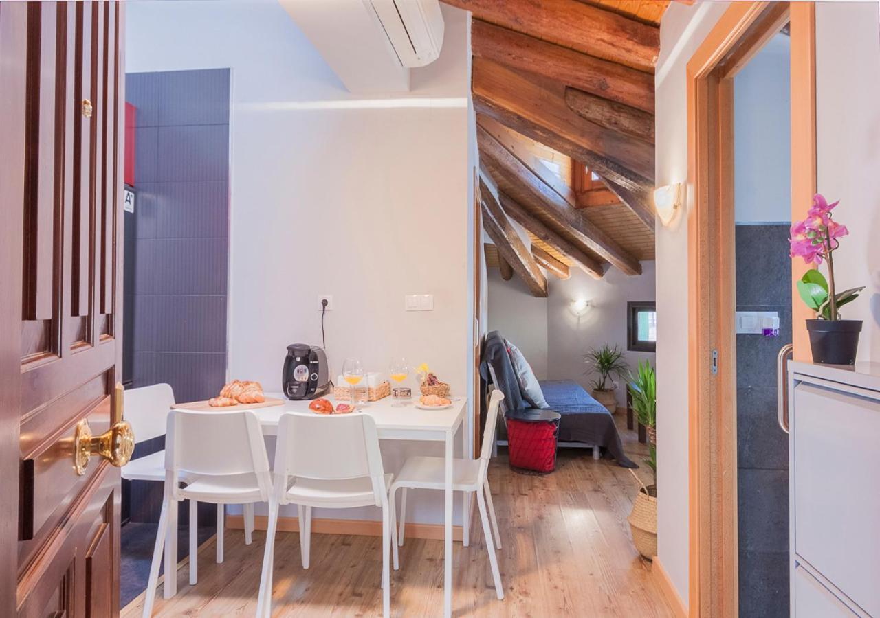 Blason Aragones Apartment Zaragoza Exterior photo